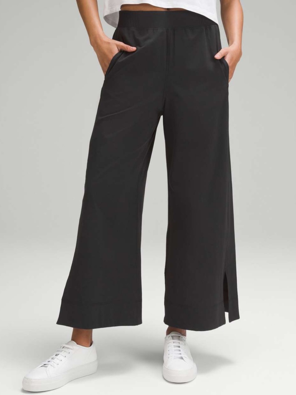 New Lululemon Stretch Woven Wide Leg High Rise Cropped Pants - Black Lightweight